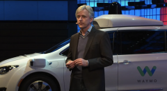 Waymo 前 CEO：马斯克过度自信，把自动驾驶出租车“当儿戏”