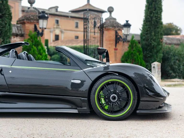 独一无二：帕加尼 Zonda 760 LM Roadster 敞篷跑车将拍卖，预估价超 1200 万美元