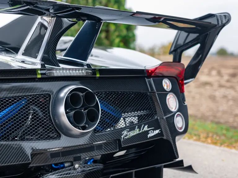 独一无二：帕加尼 Zonda 760 LM Roadster 敞篷跑车将拍卖，预估价超 1200 万美元